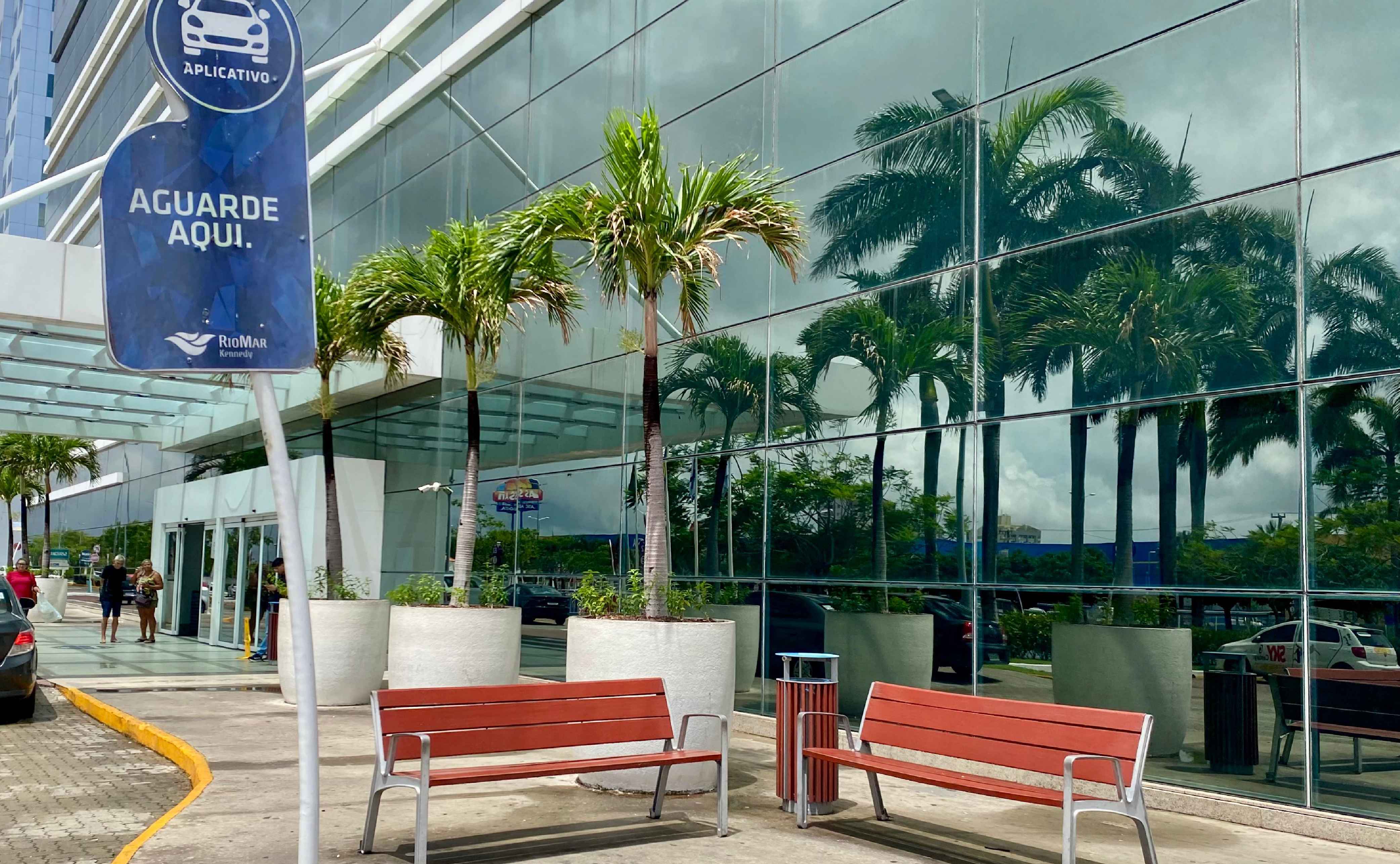 Espaço de Espera por Transportes de Aplicativo